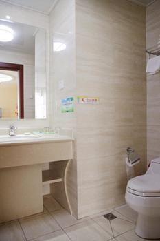 Tianchi Garden Hotel 3*