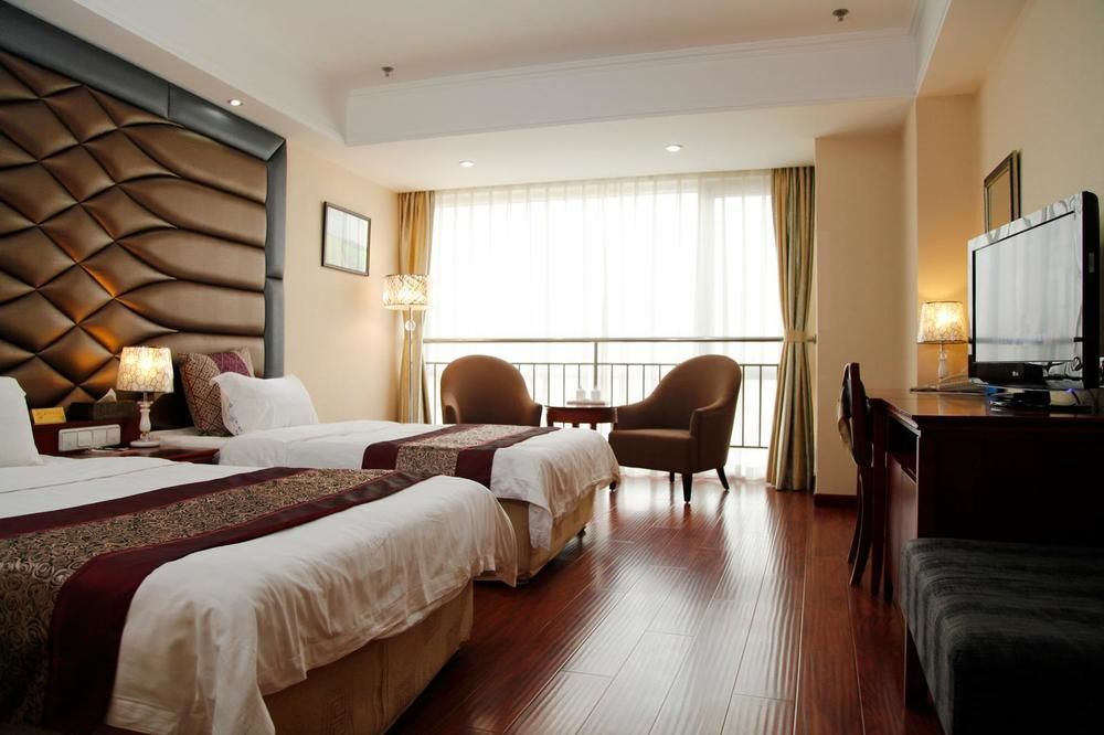 Hotel Tianchi Garden