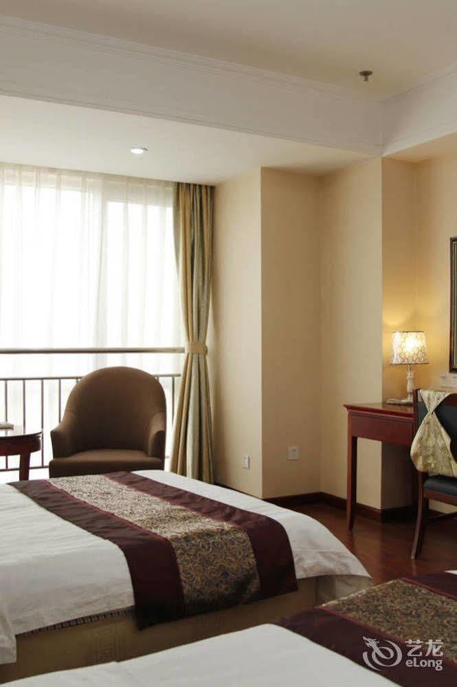 Hotel Tianchi Garden