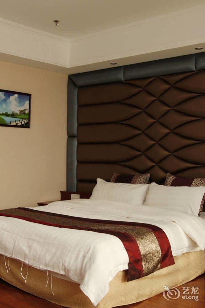 Tianchi Garden 3*