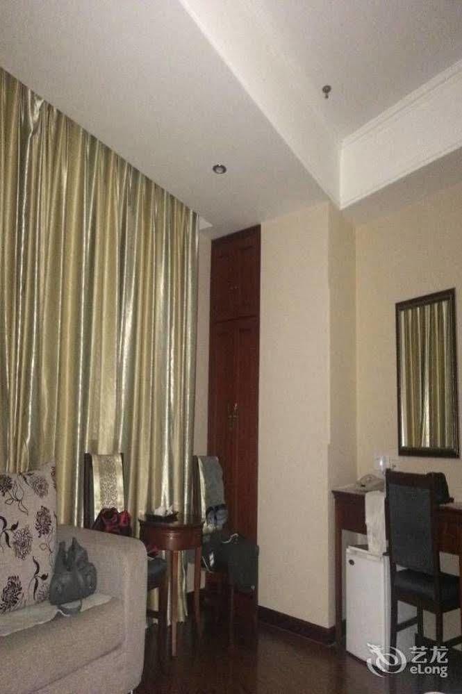 Tianchi Garden Hotel 3*